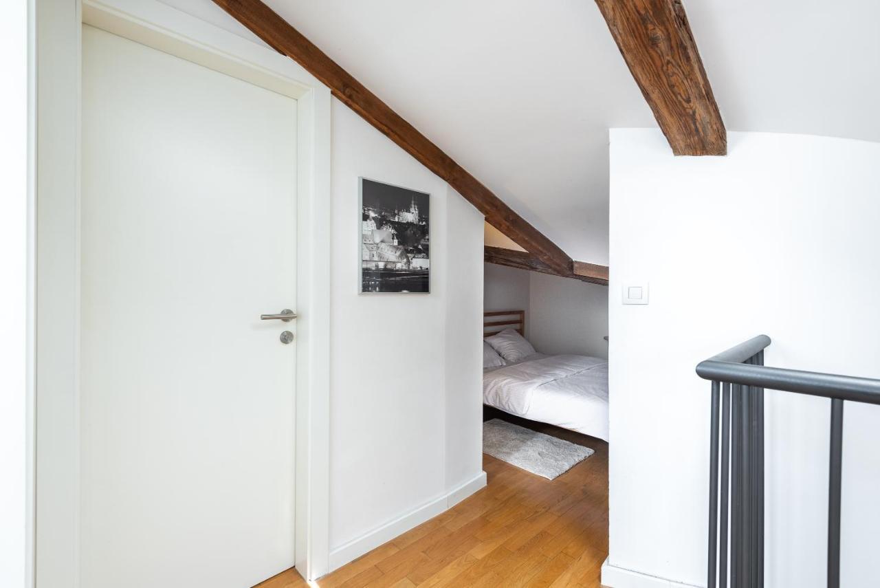 Apartment Duplex With Ac In Center